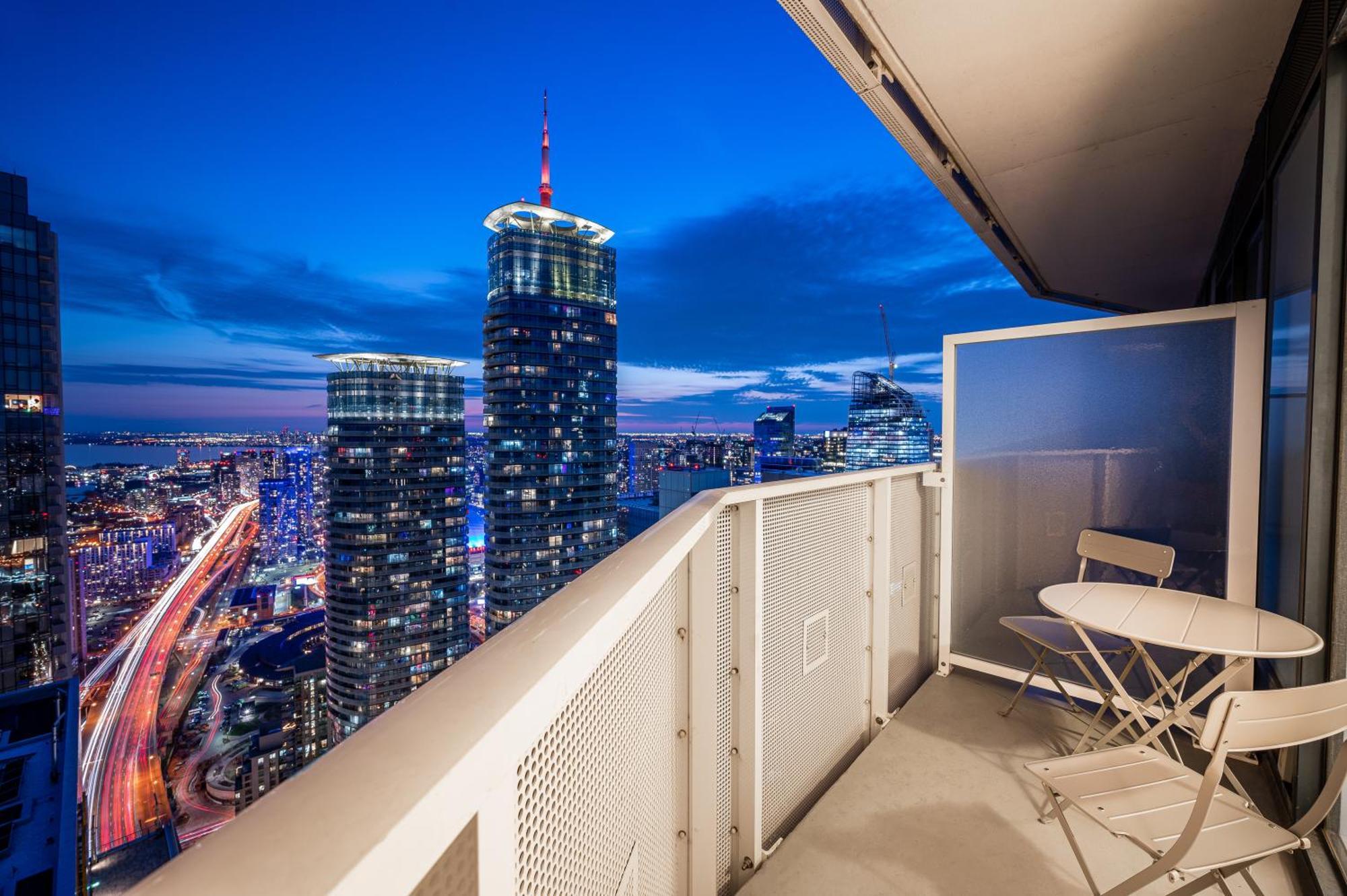 Presidential Suite Heart Of Downtown With Stunning View Toronto Zewnętrze zdjęcie